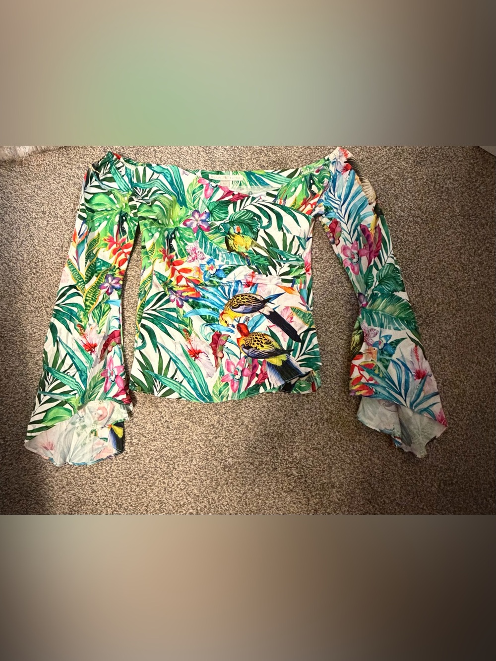 Women’s Boston Proper tropical off-the-shoulder top size 6. EUC